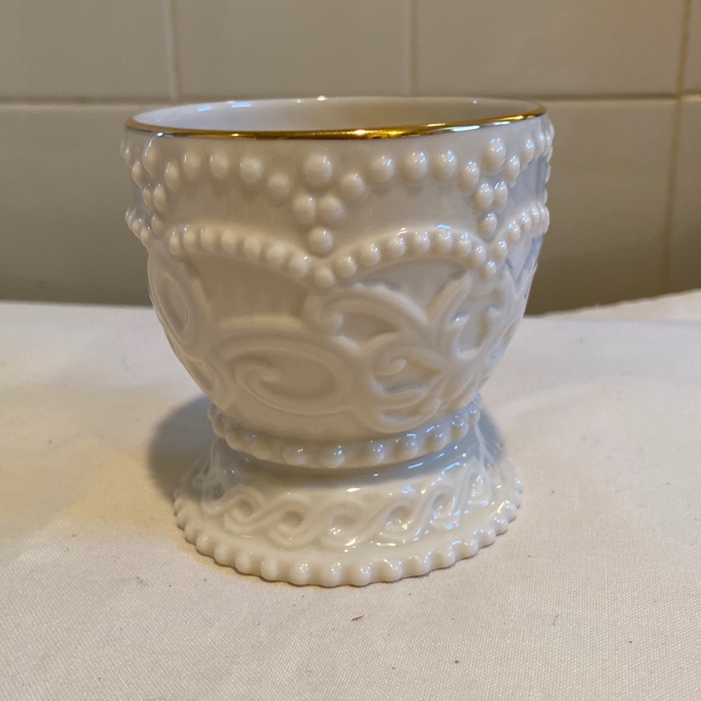Lenox Decoration beaded tea light 3” tall